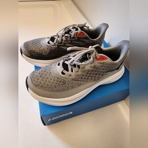 Hoka  Mach 6 Gray and Black Running Shoes